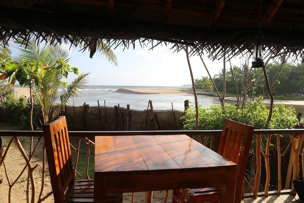 Lonely Beach Resort Tangalle Eksteriør bilde