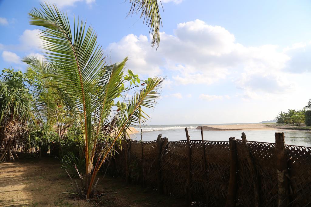 Lonely Beach Resort Tangalle Eksteriør bilde