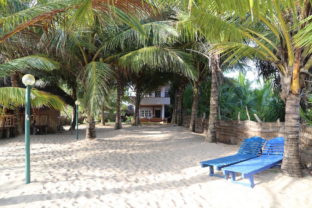 Lonely Beach Resort Tangalle Eksteriør bilde