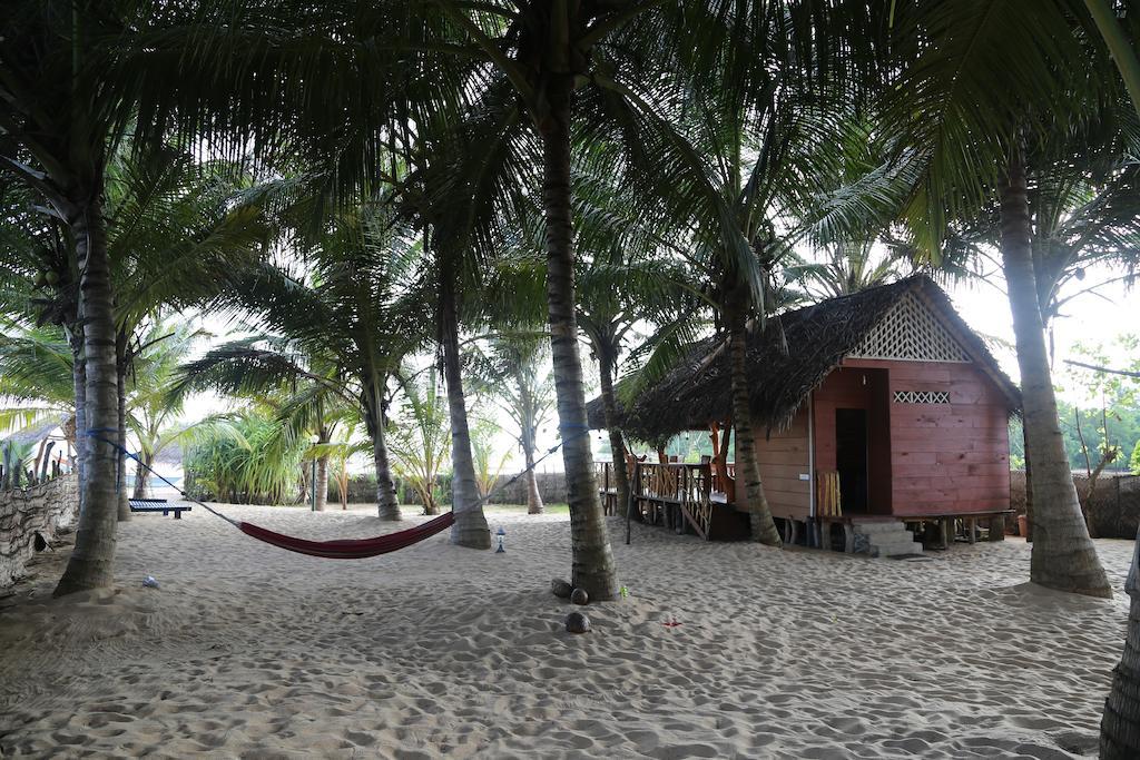 Lonely Beach Resort Tangalle Eksteriør bilde